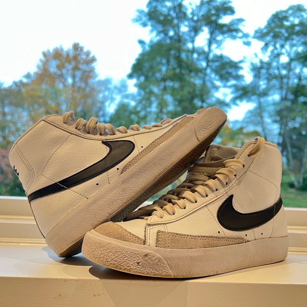 Nike blazers - Picture 1 of 1